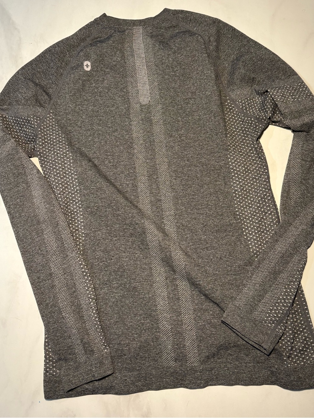 Figs Graphite Salta Seamless Long-Sleeve Top - Picture 4 of 4